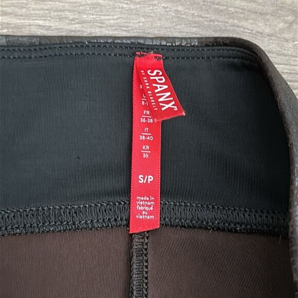 Spanx‎ Faux Leather Croc Shine Brown High Rise Leggings Size Small - Picture 10 of 10
